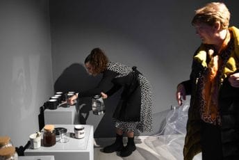 Otvorena izložba “Radnički klub: Između nas” u Galeriji MSUCG
