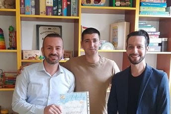 Fondacija Mentorium uručila donaciju od 1.500 eura Dnevnom centru u Pljevljima za izgradnju slane sobe