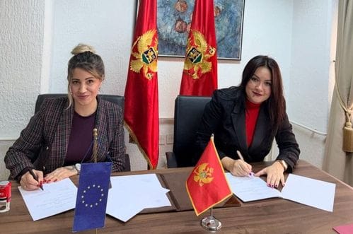 Potpisan Memorandum između Uprave carina i Centra za demokratiju i ljudska prava (CEDEM)