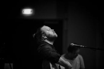 Kantautor Ivan Škrabe i pjesnik Mehmed Begić otkrivaju magiju tajnog akorda (VIDEO)