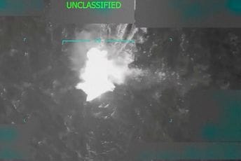 VIDEO: Napad na plovilo iz Venecuele koje je navodno prevozilo narkotike; Tramp: Ubijeno 11 ljudi